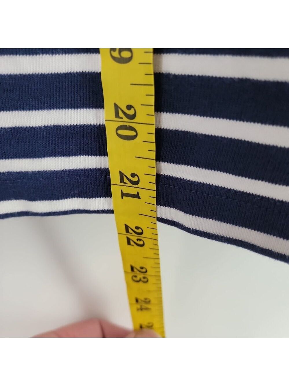 Vineyard Vines Navy & White Striped Nautical Button Shoulder Top – Size M - Picture 8 of 8